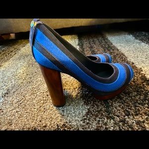 Tory Burch Joelle platform heel